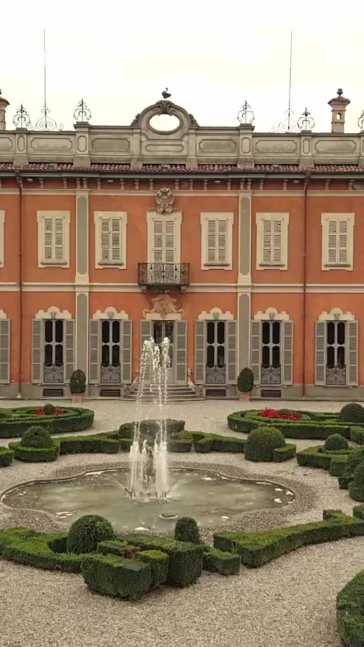 Video post from lelitebridal.