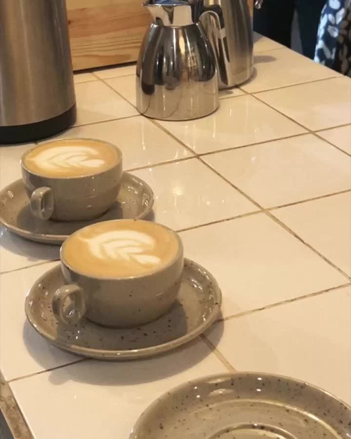 Video post from uno_fika_butik.