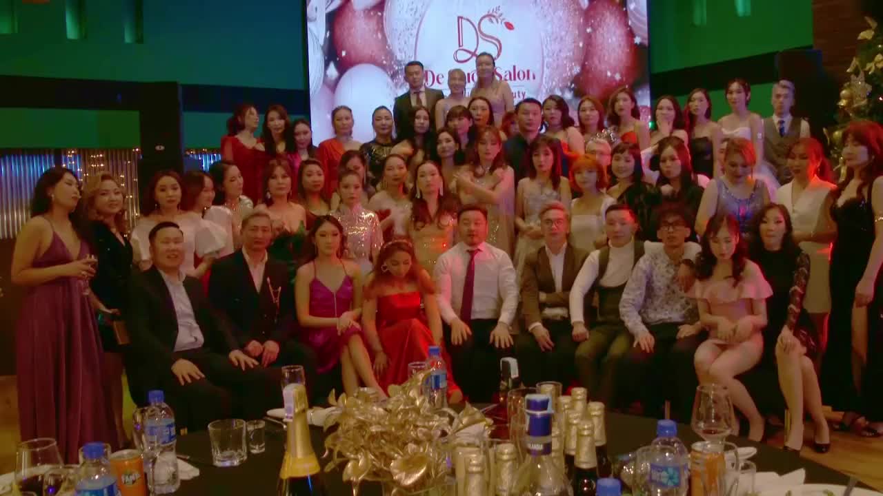 Video post from desaronsalon.