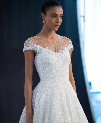 Photo post from lelitebridal.