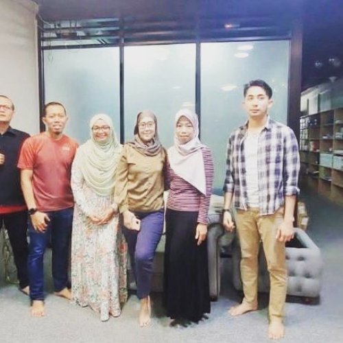 PostPhoto