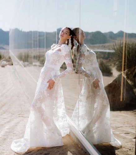 Photo post from jolibride.