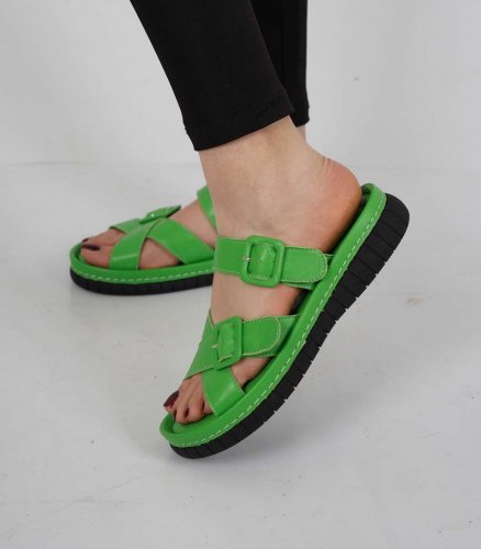 Carousel post from ossoshoes.