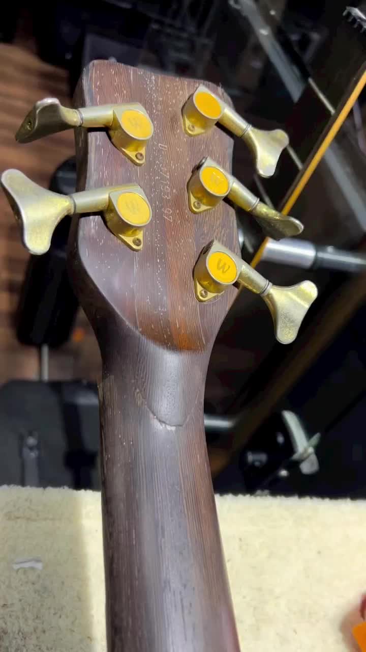 Video post from miyatamusic.