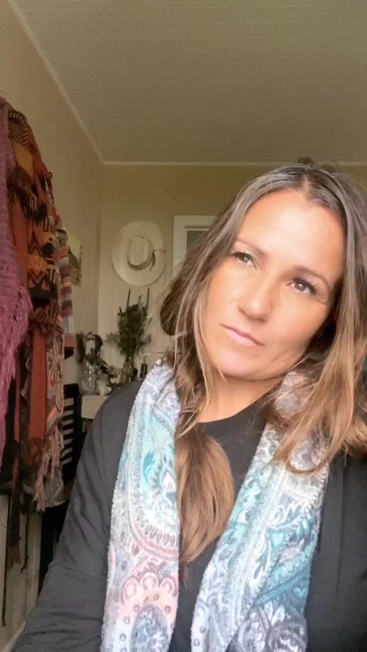 Video post from __amber_lydic__.