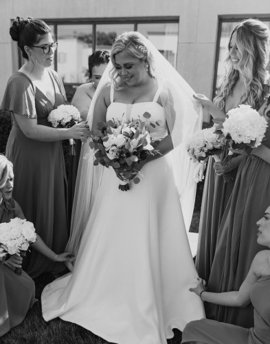 Photo post from thecurvybridenj.