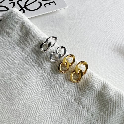 Carousel post from blingtw.