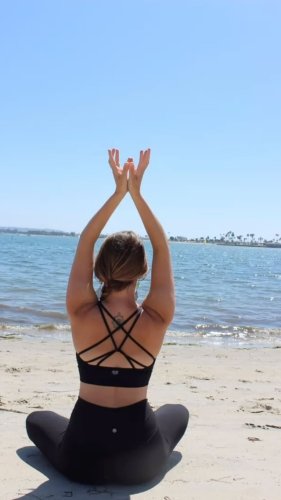 Video post from reachyoga_sd.