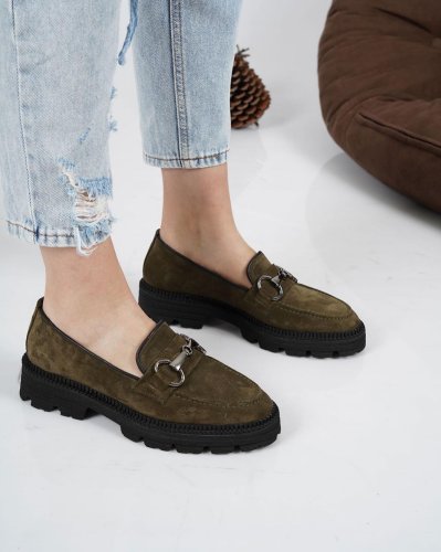 Carousel post from ossoshoes.
