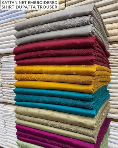 Carousel post from akbar_fabrics_.