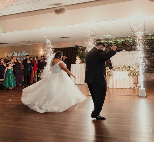 Photo post from thecurvybridenj.