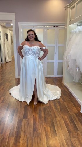 Video post from thecurvybridenj.