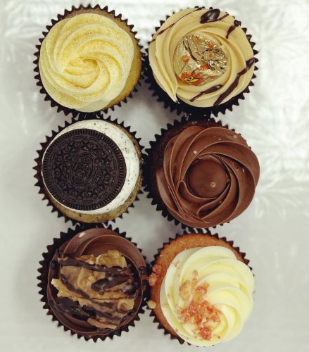 Photo post from famous_creations_catering.
