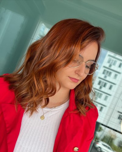 Carousel post from trindadehairstylist.