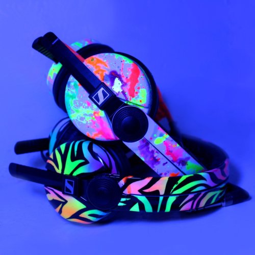 Carousel post from customcans_headphones.