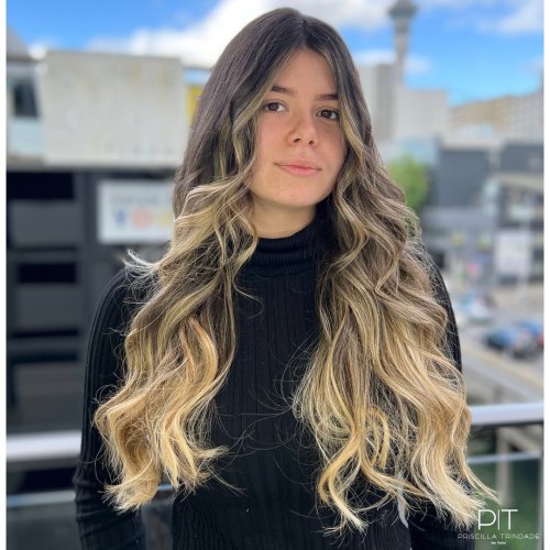 Carousel post from trindadehairstylist.