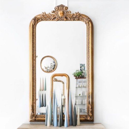 Carousel post from gildandco.
