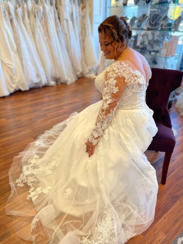 Photo post from thecurvybridenj.