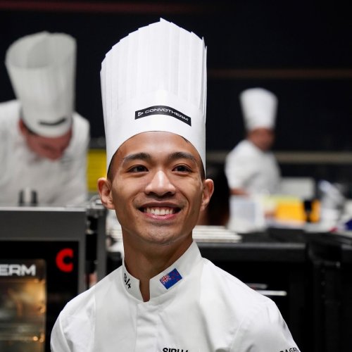 Carousel post from comvita_nz.