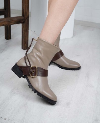 Carousel post from ossoshoes.