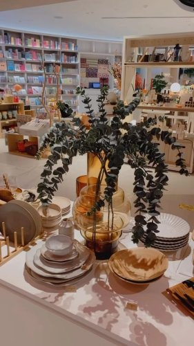 Video post from crane_living.