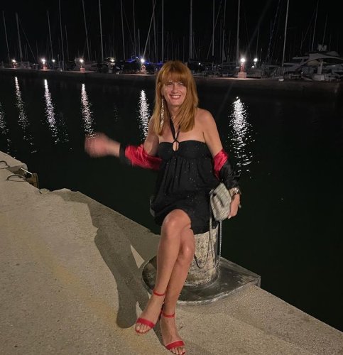 Carousel post from soniajamp.