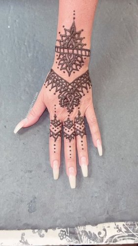 Video post from egyptian_henna_tattoos_florida.