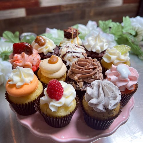 Photo post from famous_creations_catering.