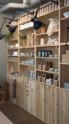 Video post from uno_fika_butik.
