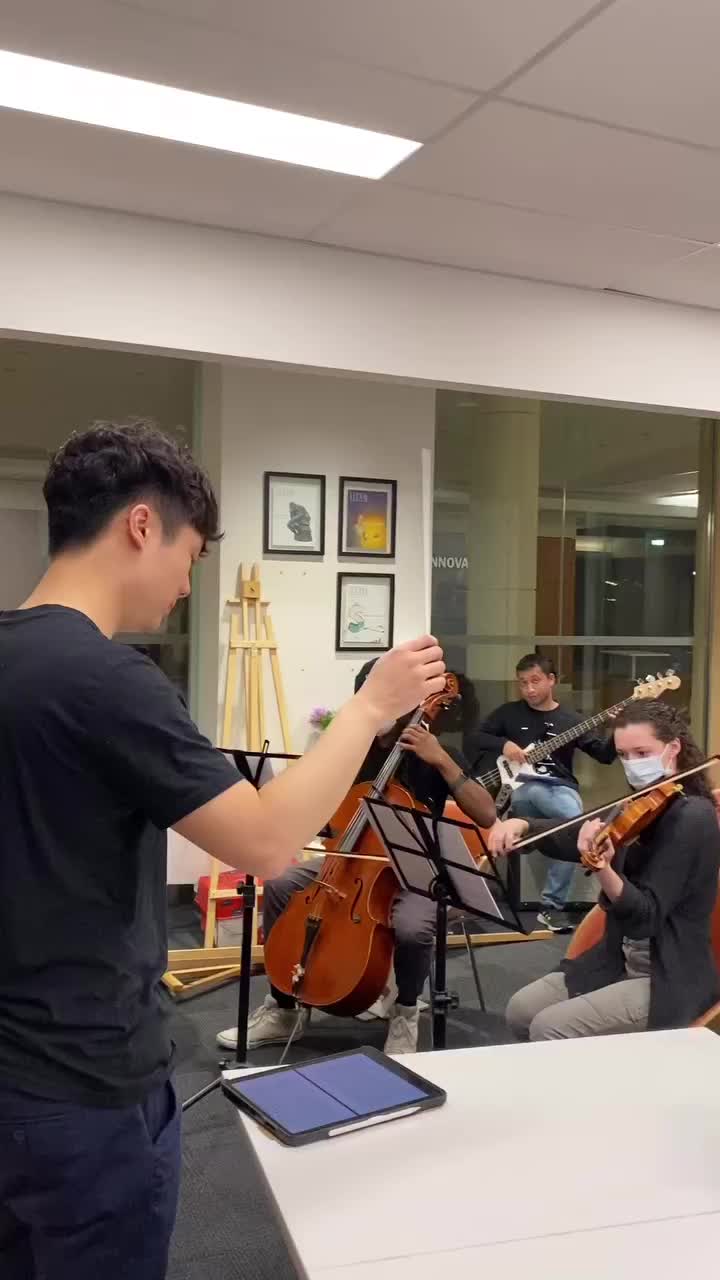 Video post from daffydiltoronto.