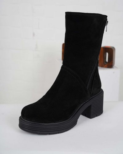 Carousel post from ossoshoes.