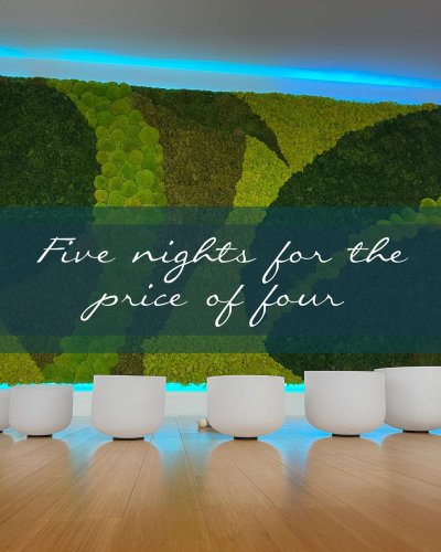 Carousel post from glasshouseretreat.