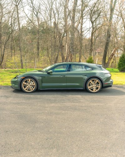 Carousel post from porschewarrington.