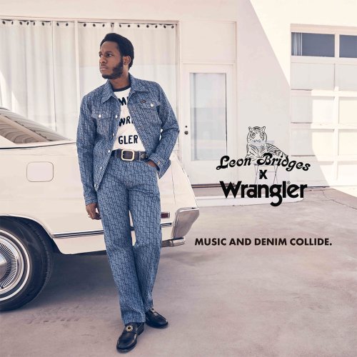 □Wrangler \u0026 AKM□コラボ クラッシュリペアブーツカットジーンズ