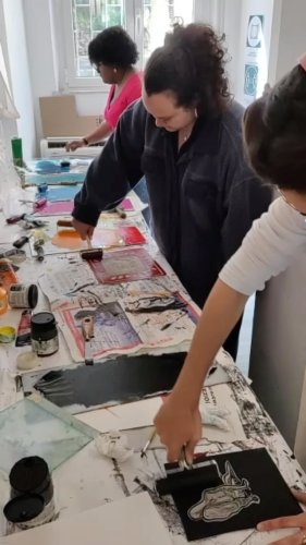 Video post from aur_arts.