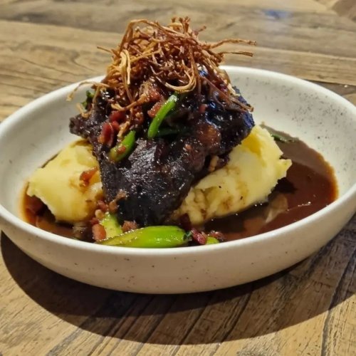 Carousel post from thearytoukley.