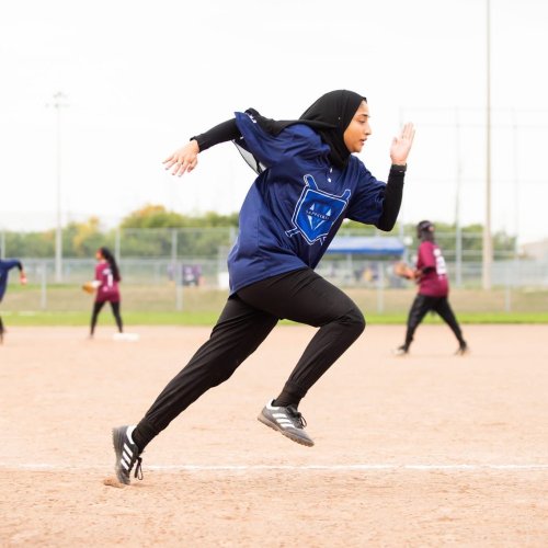 Photo post from sisterhoodsoftball.