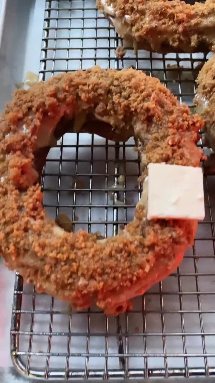 Video post from thedoughnutproject.