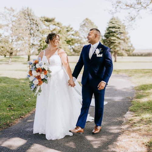 Photo post from thecurvybridenj.