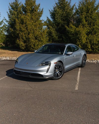 Carousel post from porschewarrington.