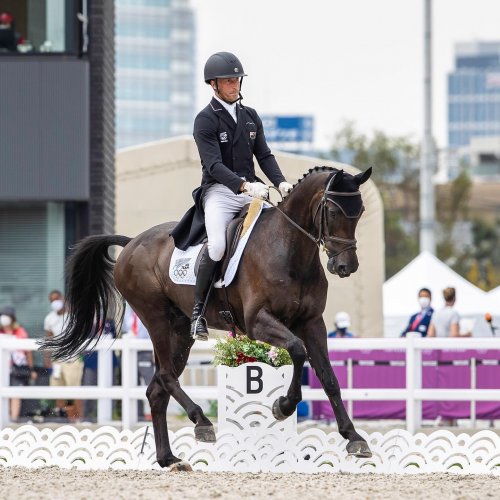 Carousel post from fei_global.