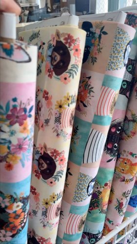 Video post from elephantinmyhandbag.