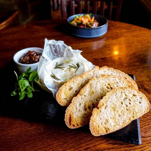 Photo post from themoathouse.