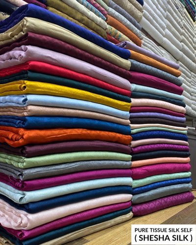 Carousel post from akbar_fabrics_.