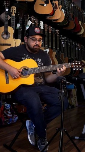 Video post from miyatamusic.