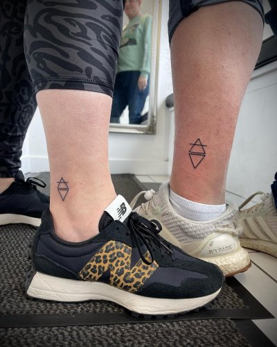 Photo post from lovetattoossandhurst.