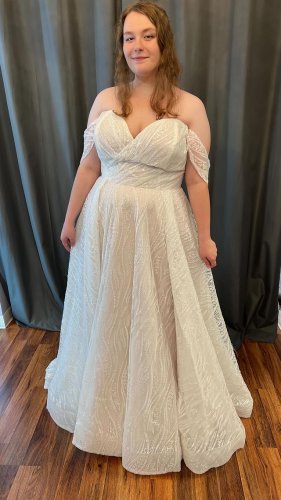 Video post from thecurvybridenj.