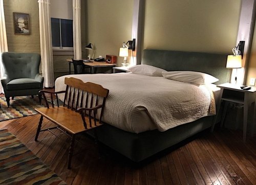 Carousel post from hotelonnorth.