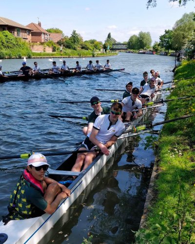 Carousel post from queensboatclub.