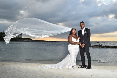 Photo post from thecurvybridenj.